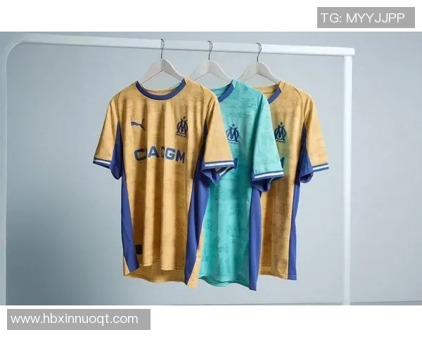 足球明星联名签名球衣限量发售引发球迷热潮与收藏热情