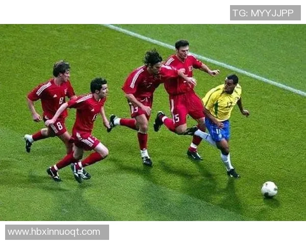 足球界的巨星们为何与170厘米的身高无缘探秘身高与球技的关系 足球界的巨星们为何与170厘米的身高无缘探秘身高与球技的关系