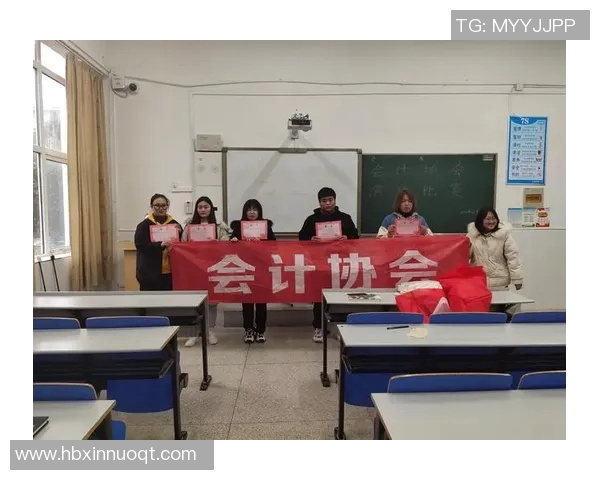 足球明星魅力无限精彩瞬间尽在图片海报中展现你的热爱与激情 足球明星魅力无限精彩瞬间尽在图片海报中展现你的热爱与激情